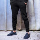 Czarny dres z kapturem dla mężczyzn PK3030 - Działanie Czarny dres z kapturem dla mężczyzn PK3030