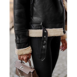 Moteriška juoda odinė striukė su kailiuku Elen