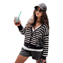 Dryžuotas moteriškas juodas megztinis Brezzi Dryžuotas moteriškas juodas megztinis Brezzi