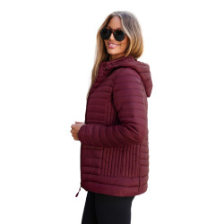 Moteriška bordo spalvos striukė Marsi Moteriška bordo spalvos striukė Marsi