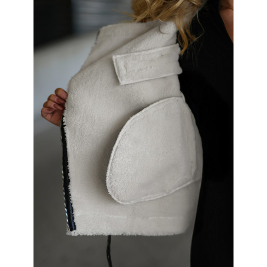 Moteriška juoda odinė striukė su baltu kailiuku Elen JS/11Z8177