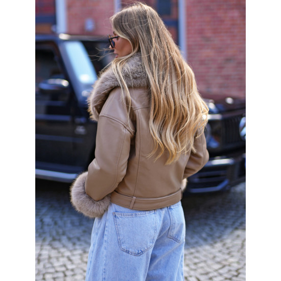 Moteriška ruda striukė su kailiuku Real Moteriškos striukės