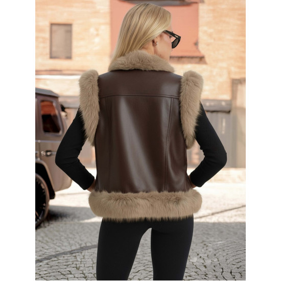 Moteriška tamsiai ruda odinė liemenė su kailiu Moteriškos liemenės