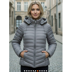 Moteriška pilka striukė Kaja