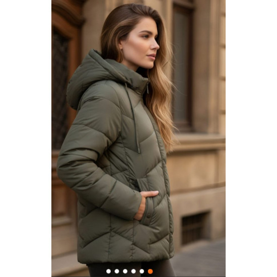 Chaki spalvos moteriška striukė Camil Moteriškos striukės