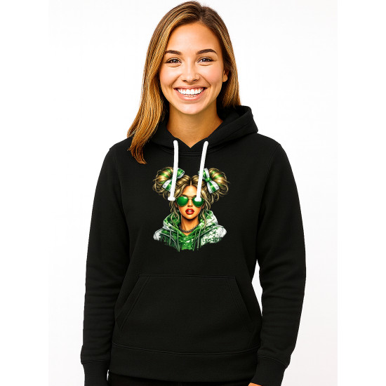 Moteriškas juodas džemperis su gobtuvu Lietuvaitė su džemperiu Džemperiai su užrašais