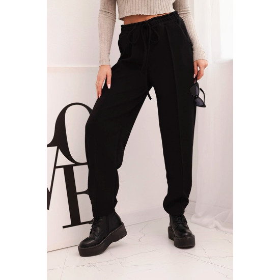 Moteriškos juodos spalvos kelnės Ador