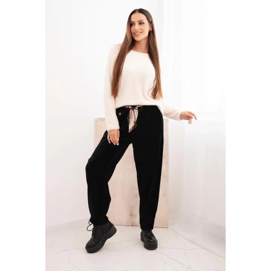 Moteriškos juodos spalvos kelnės Rica