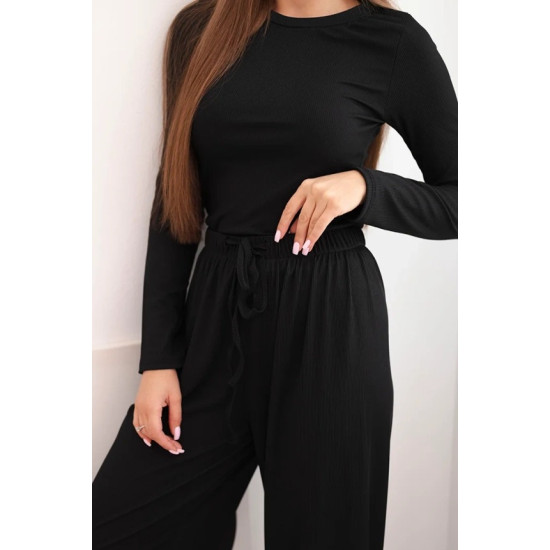 Moteriškas juodos spalvos komplektas Bert