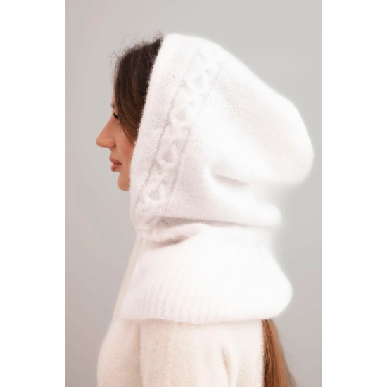 Moteriška balta kepurė Berlin