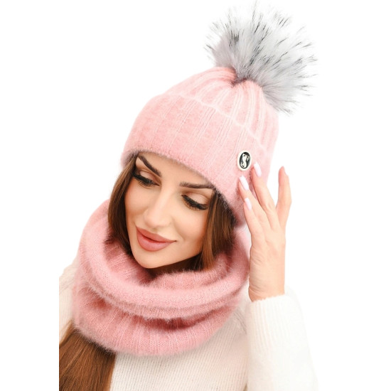 Moteriška rožinės spalvos kepurė ir šalikas Nora