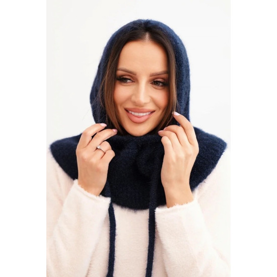 Moteriška tamsiai mėlyna kepurė Berlin