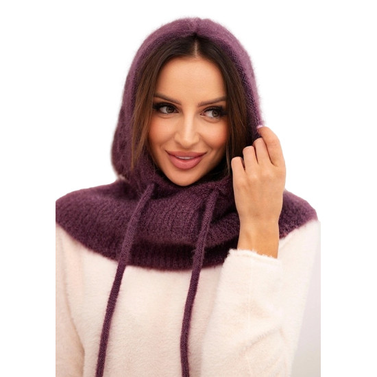 Moteriška tamsiai violetinė kepurė Berlin