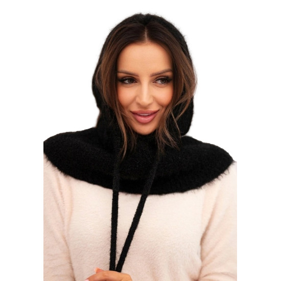 Moteriška juoda kepurė Berlin