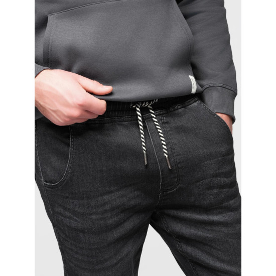 Vyriški juodi džinsai  su raišteliu juosmenyje Patrick