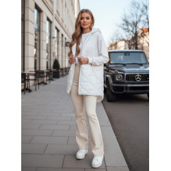 Moteriška baltos spalvos liemenė Demak