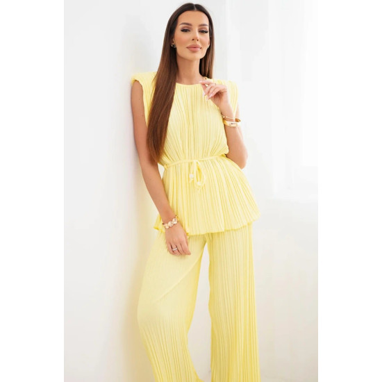 Sieviešu dzeltens kroku komplekts Nici Sieviešu uzvalki