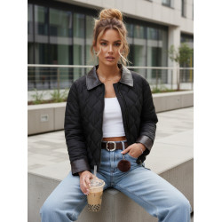 Moteriška juoda striukė Santi