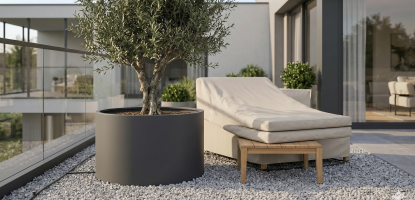 Aiamööbel terrassile 2026: Rotang, puit või metall – millist on parim valida?