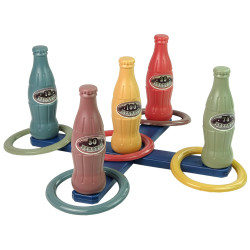 Rankų darbo žaidimas „Lankų metimas į butelius su taškais“