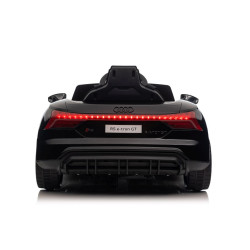 Juodas elektrinis Audi E-Tron GT automobilis QLS-6888