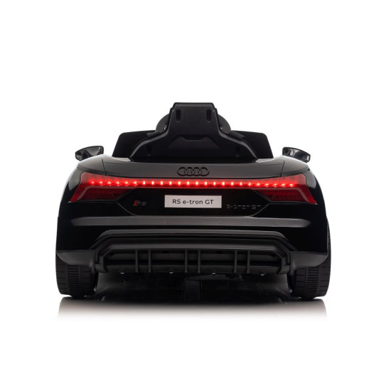 Juodas elektrinis Audi E-Tron GT automobilis QLS-6888 Elektrinės mašinėlės vaikams