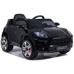 Juodas elektrinis automobilis