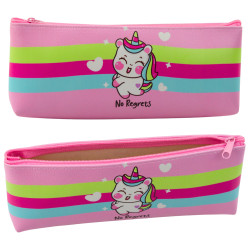 Rožinis penalas su vienaragiu