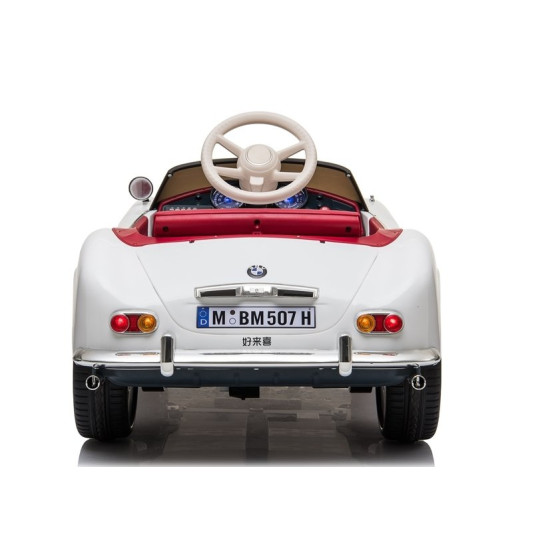 Baltas BMW retro elektrinis automobilis Automobiliai