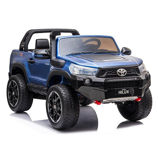 Sininen sähkökäyttöinen lastenauto Toyota Hilux