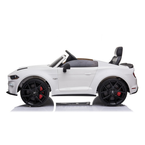 Ford Mustang GT SX2038 elektrinis baltas automobilis