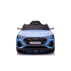 Mėlynas elektrinis Audi E-Tron automobilis QLS-6688