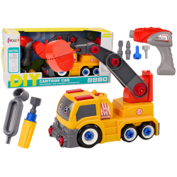 Išardomas oranžinis sunkvežimis