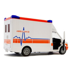 Baterijomis maitinamas greitosios pagalbos automobilis