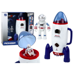 Kosmonauatų raketa su transporto priemone