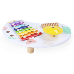 Stalas su muzikos instrumentais: cimbolai +18 m