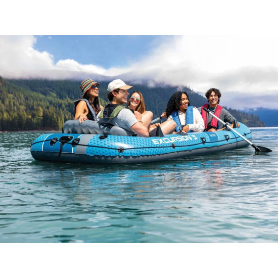 Pripučiama valtis 5 asmenims su siurbliu 2 irkliais