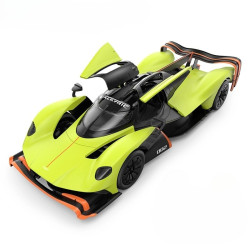 Nuotoliniu būdu valdomas žalias automobilis Aston Martin Valkyrie AMR PRO