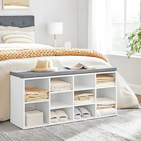 Balta batų spinta su pilka pagalvėle ModernHome