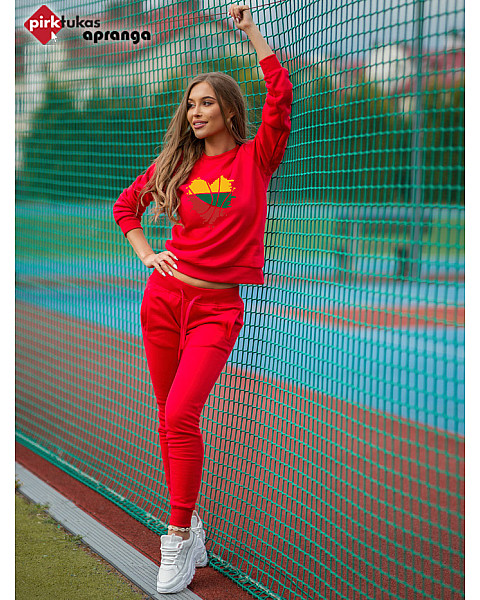 Moteriškas raudonas sportinis komplektas Lietuva