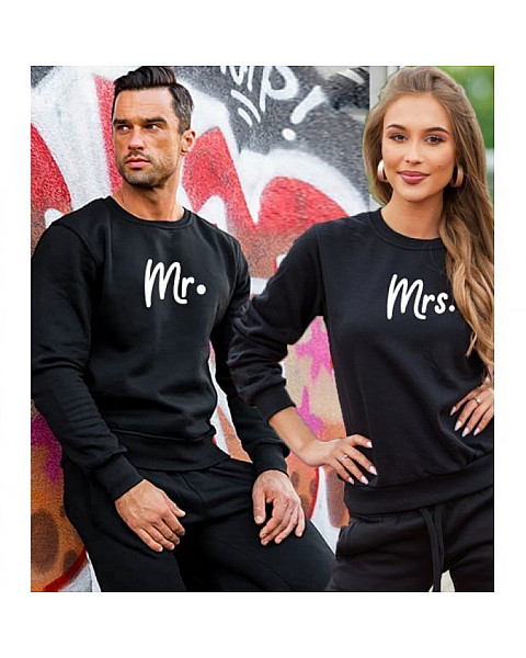 Juodas megztinis Mr&Mrs