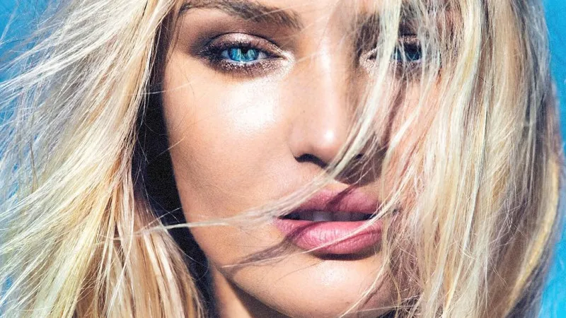Gražiausios "Instagram" merginos - pamatykite ką sekti!