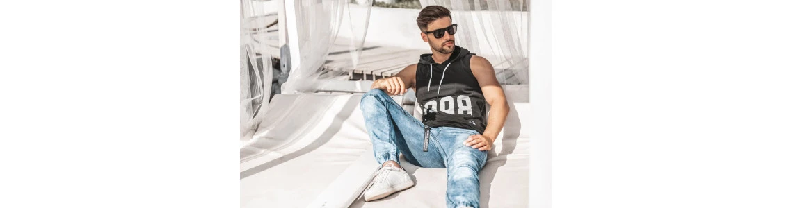 MARŠKINĖLIAI SU GOBTUVU. KAIP IR PRIE KO JUOS DĖVĖTI?