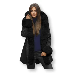 Moteriška juoda striukė Gibon