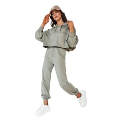 Moteriškas pilkas sportinis kostiumas Bistan