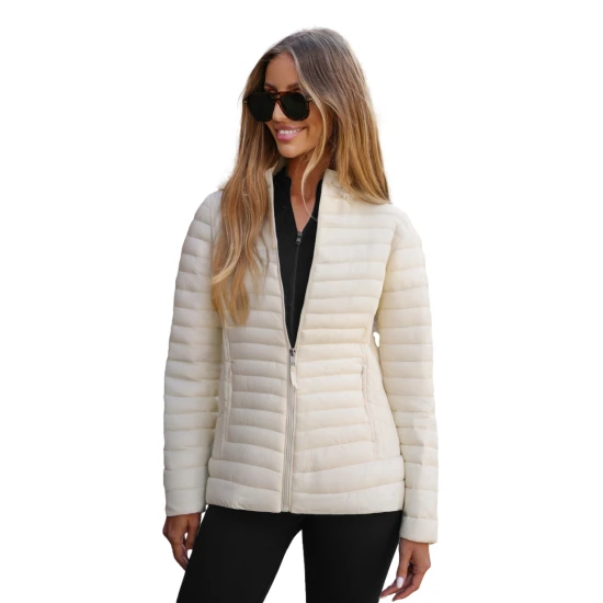 Moteriška baltos spalvos striukė Marsi Striukės