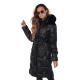 Moteriška ilga žieminė striukė su kailiuku juodos spalvos Velis