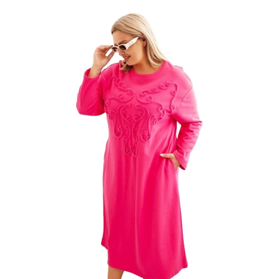 Moteriška rožinė suknelė su siuvinėjimais Lindi Ilgos suknelės