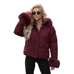 Moteriška žieminė bordo spalvos striukė su kailiuku Evin