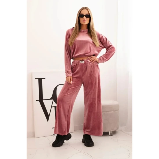 Moteriškas rožinis aksominis komplektas Rizo Moteriški komplektai